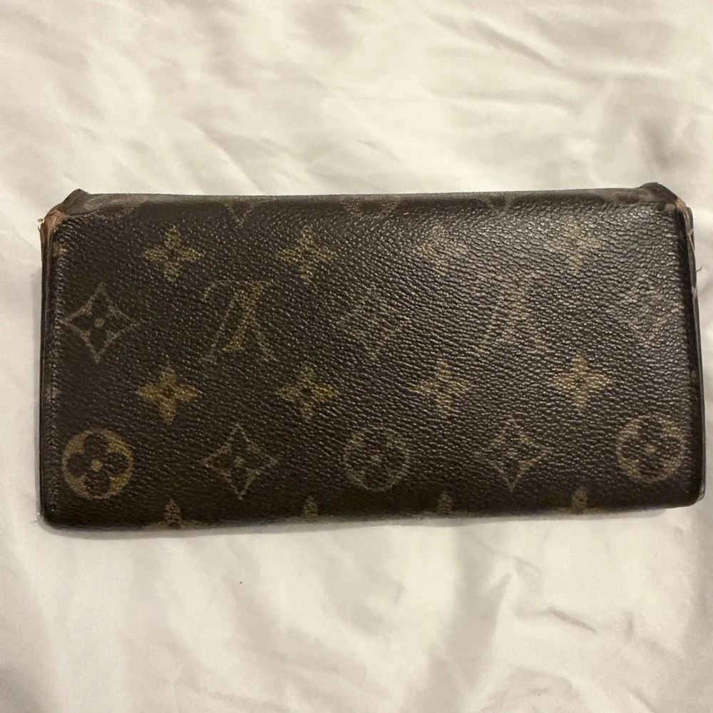 Louis Vuitton authentic vintage monogram envelope wallet clutch LV